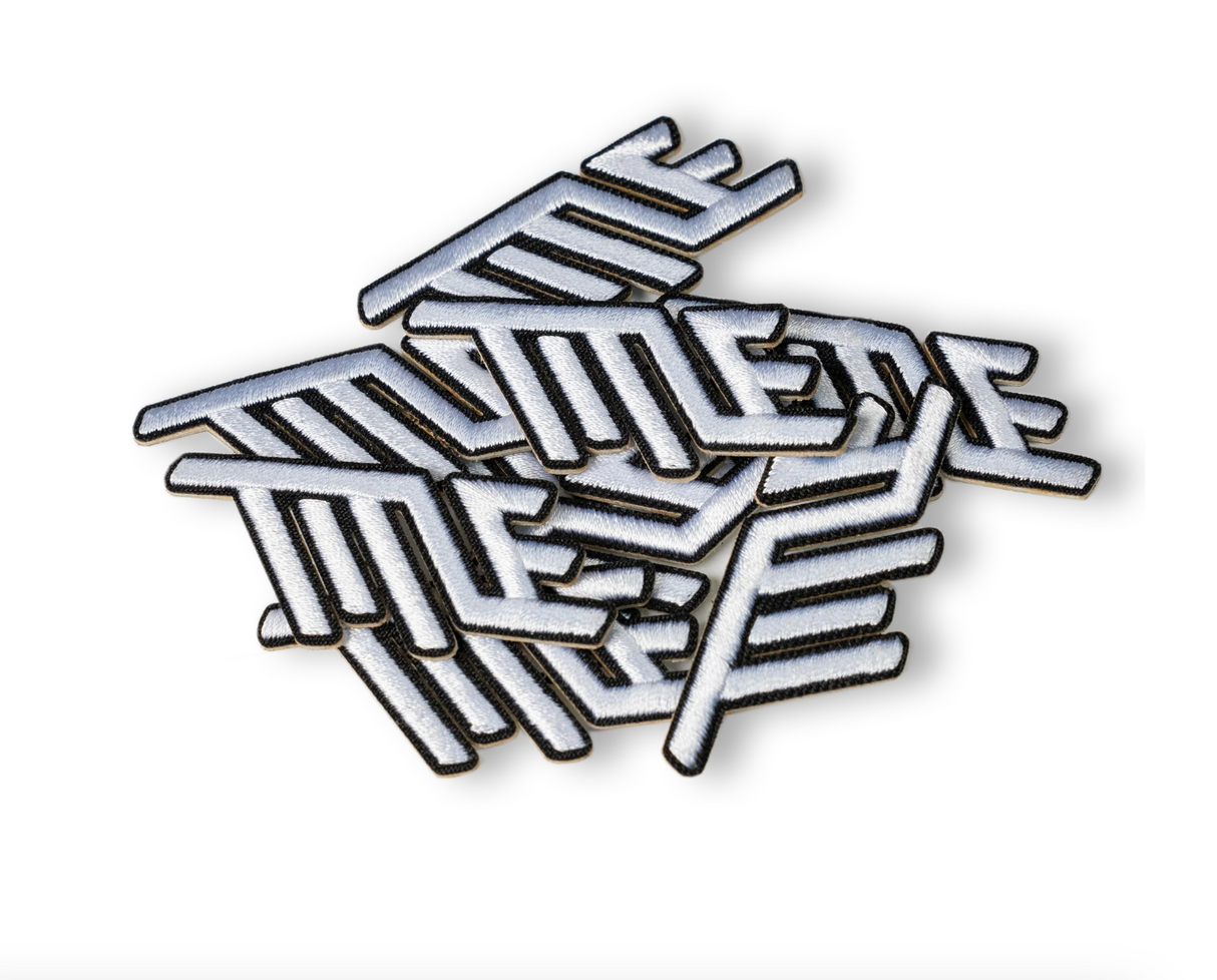 Parche adhesivo de 1,5″ Title