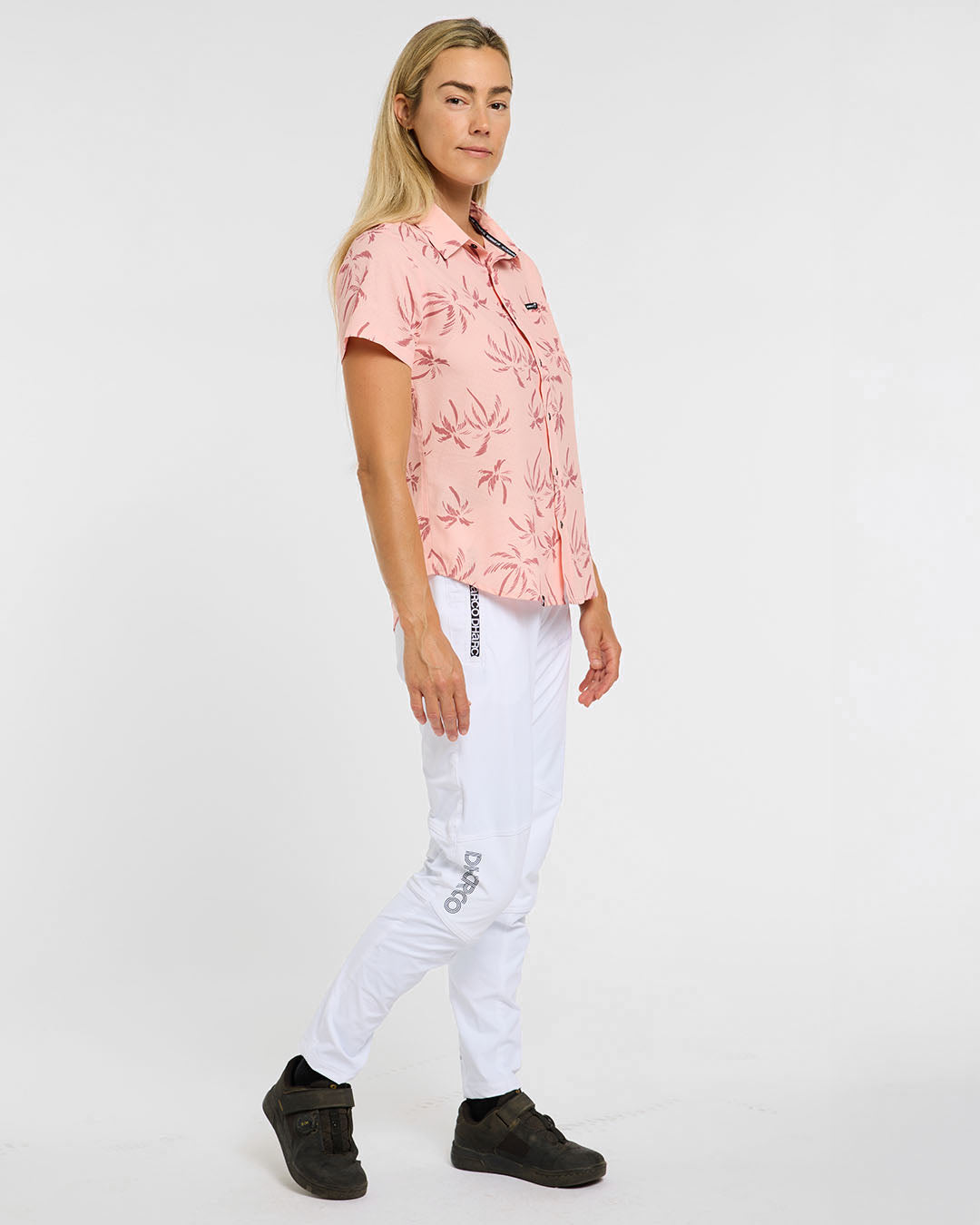 Camisa de fiesta tecnológica para mujer | Pink Palm