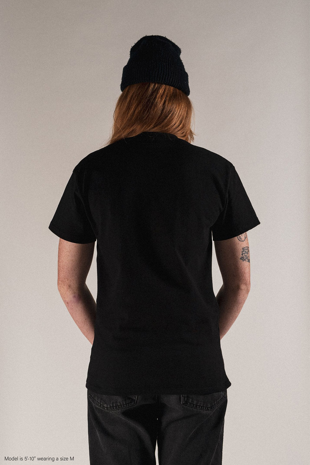 Polera TITLE - Negra